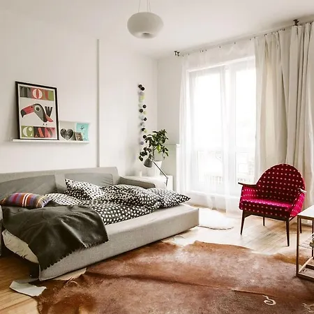 Stylish Studio Downtown *