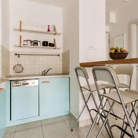 Homestay Stylish Studio Downtown Budapest